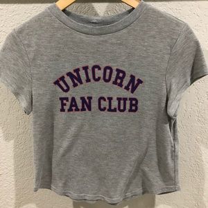 “H&M” uniform fan club tee